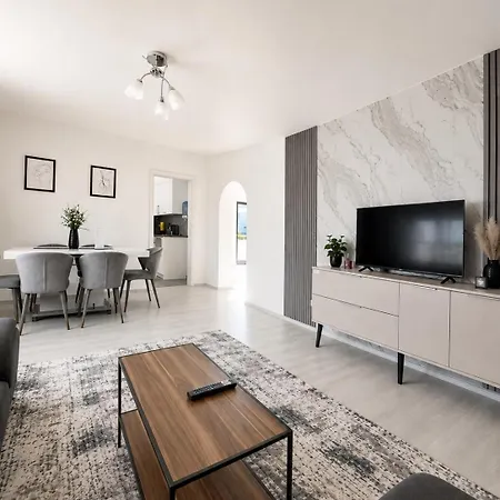 Moderne 3-zimmer-wohnung In Unmittelbarer Naehe Zur *