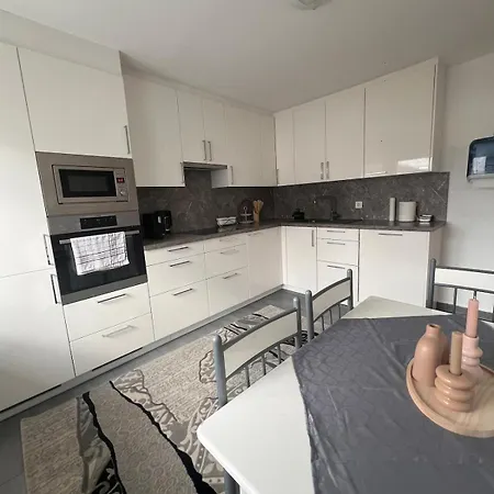 Moderne 3-zimmer-wohnung In Unmittelbarer Naehe Zur Apartment Linz
